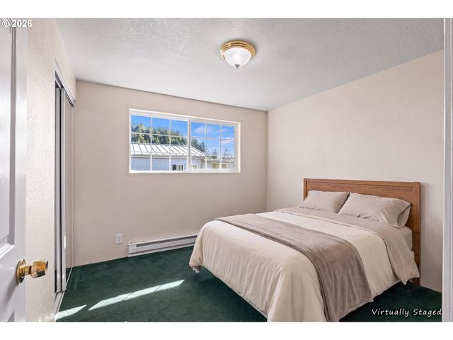 1826 22ND St, Myrtle Point, OR 97458