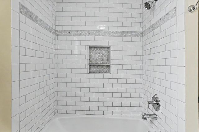 2799 Brandon Road, Upper Arlington, OH 43221