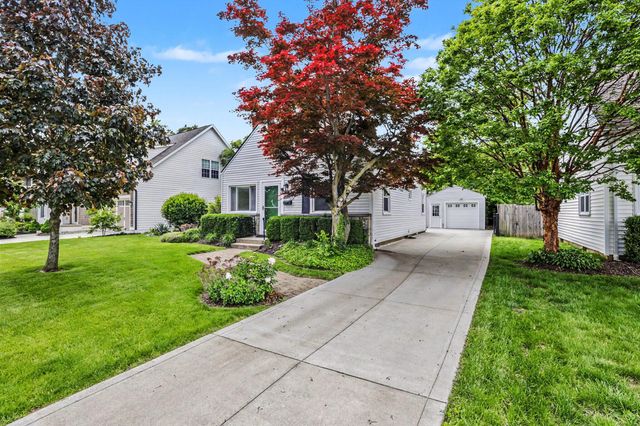 2799 Brandon Road, Upper Arlington, OH 43221