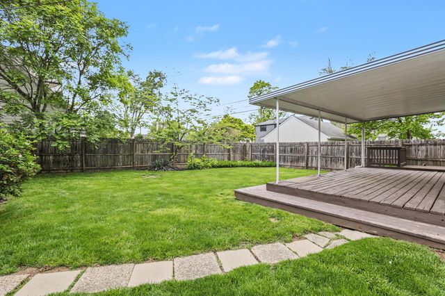 2799 Brandon Road, Upper Arlington, OH 43221