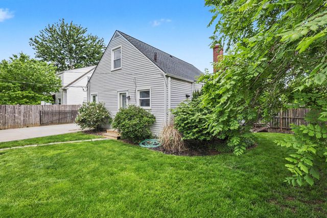 2799 Brandon Road, Upper Arlington, OH 43221