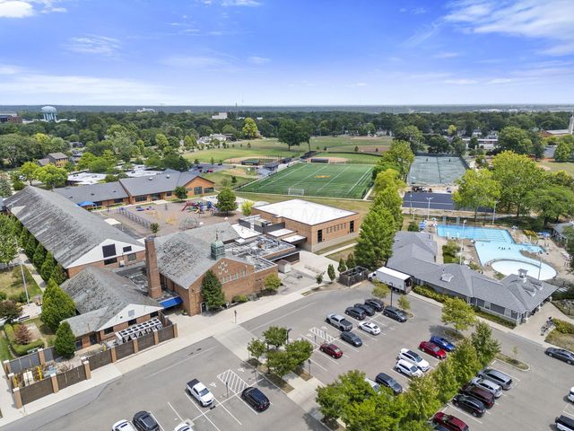 2799 Brandon Road, Upper Arlington, OH 43221
