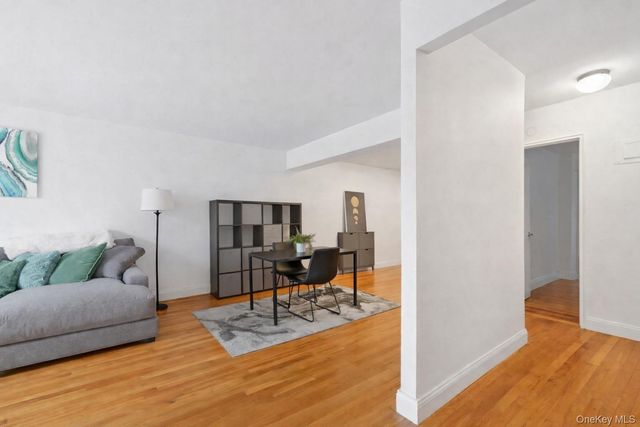 30 N Broadway 5H, White Plains, NY 10601