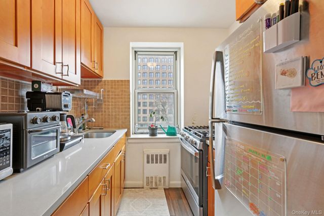 30 N Broadway 5H, White Plains, NY 10601