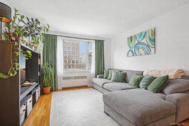 30 N Broadway 5H, White Plains, NY 10601