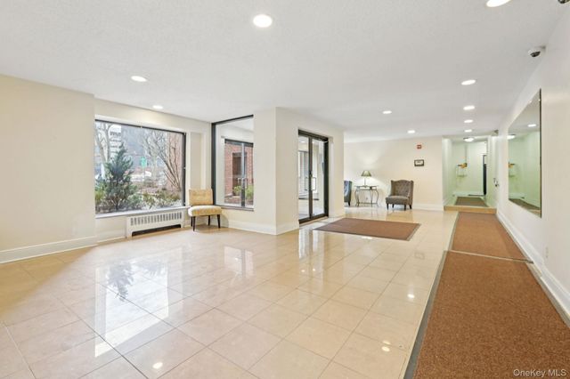 30 N Broadway 5H, White Plains, NY 10601