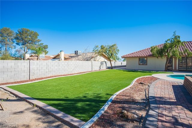 7100 King Solomons Court, Las Vegas, NV 89117