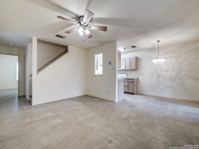 7831 RUSTIC PARK, San Antonio, TX 78240