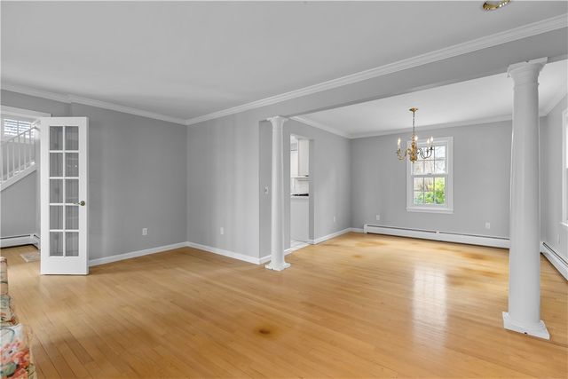 17 Bayside Avenue, Newport, RI 02840