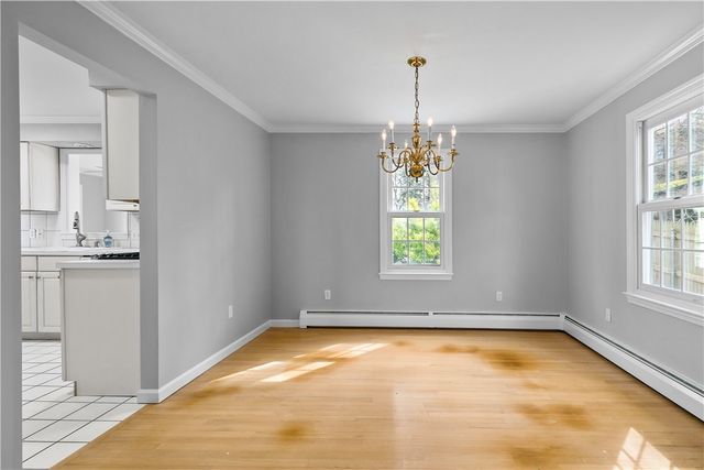 17 Bayside Avenue, Newport, RI 02840