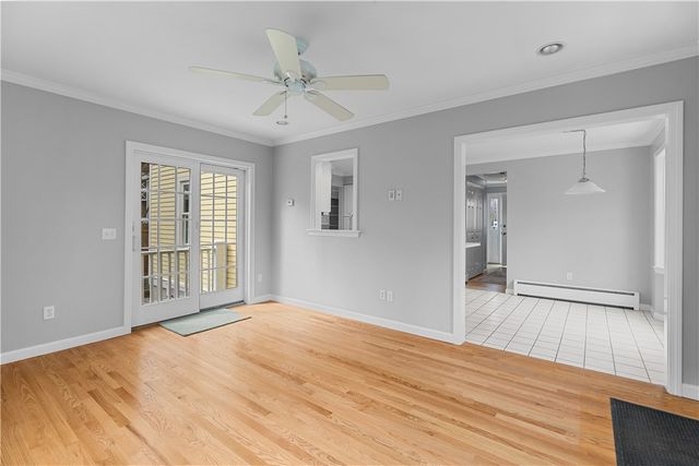 17 Bayside Avenue, Newport, RI 02840