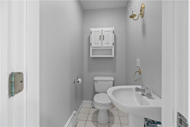 17 Bayside Avenue, Newport, RI 02840