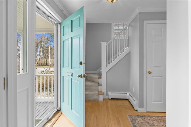 17 Bayside Avenue, Newport, RI 02840