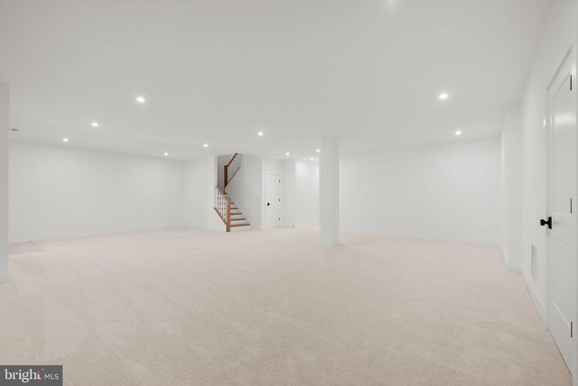 38652 JOHN WOLFORD RD, Waterford, VA 20197