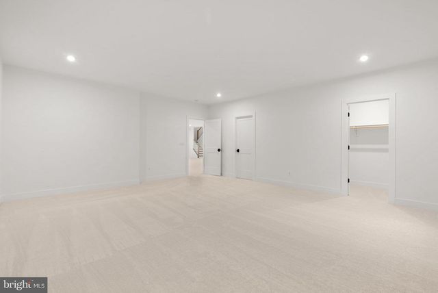 38652 JOHN WOLFORD RD, Waterford, VA 20197