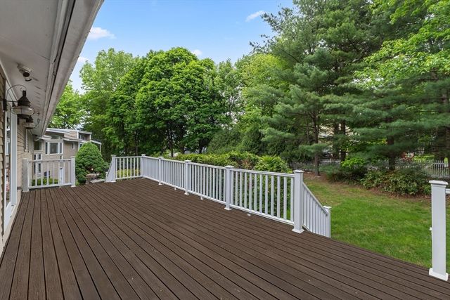 45 Wachusett Ave, Shrewsbury, MA 01545