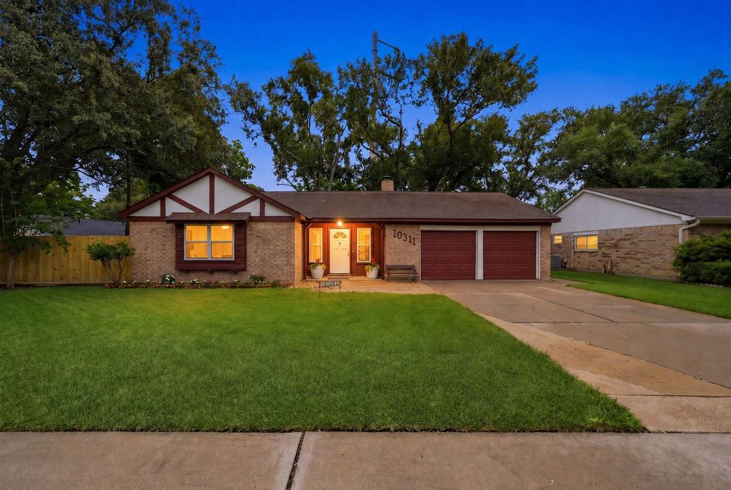 10311 Westray Street, Houston, TX 77043