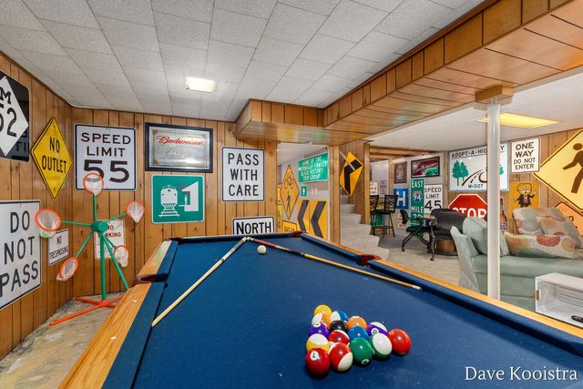 907 N Glenwood Drive, Hastings, MI 49058