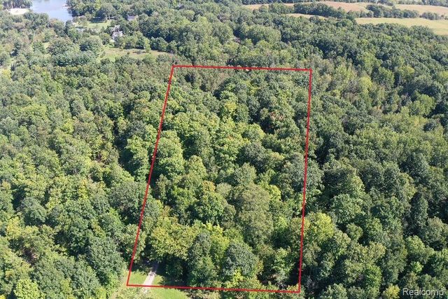 3195 Emery Lane, Metamora, MI 48455