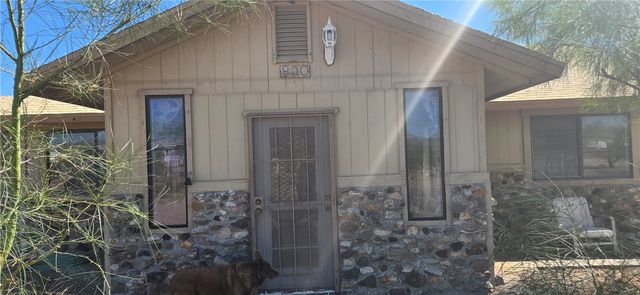 820 S Elfrida Road, Golden Valley, AZ 86413