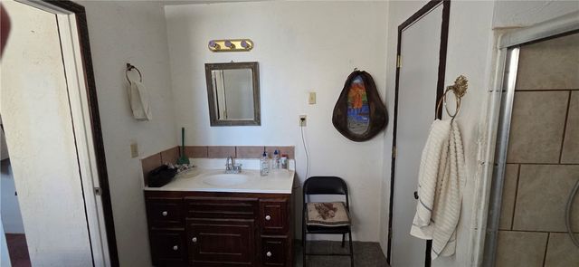 820 S Elfrida Road, Golden Valley, AZ 86413