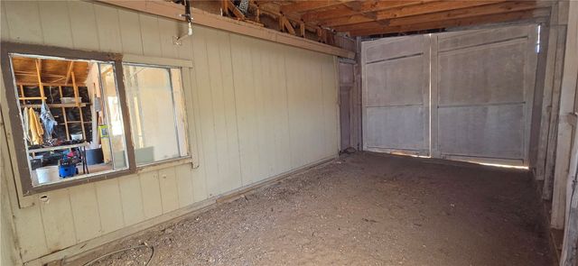 820 S Elfrida Road, Golden Valley, AZ 86413