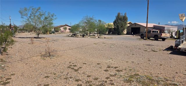 820 S Elfrida Road, Golden Valley, AZ 86413