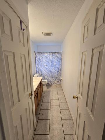 11606 Glenhollow Drive, Houston, TX 77048