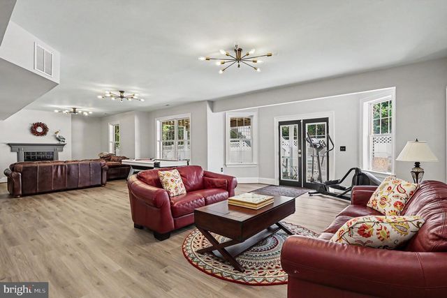 801 ARMISTEAD ST, Winchester, VA 22601