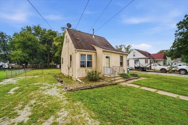 744 Central Avenue, Evansdale, IA 50707