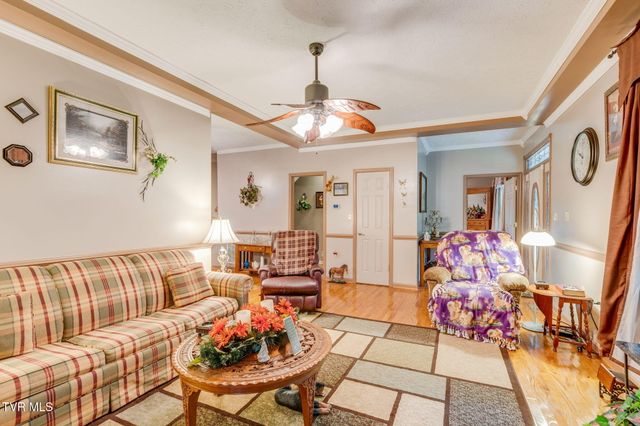 149 Plazz Avenue, Johnson City, TN 37601