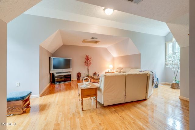 149 Plazz Avenue, Johnson City, TN 37601