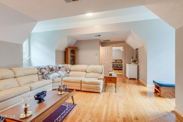 149 Plazz Avenue, Johnson City, TN 37601