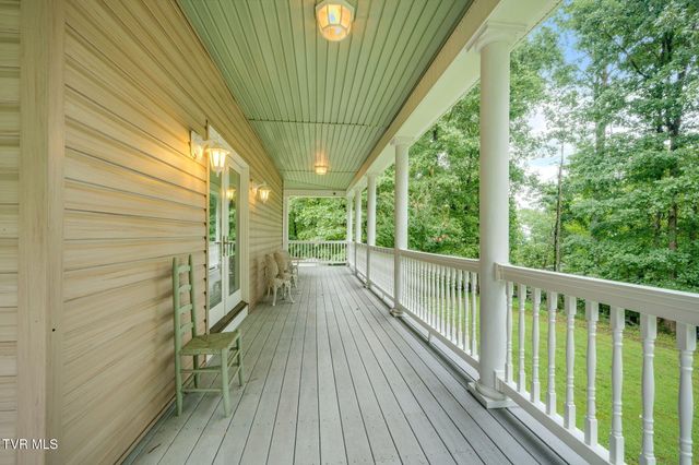 149 Plazz Avenue, Johnson City, TN 37601