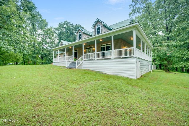 149 Plazz Avenue, Johnson City, TN 37601