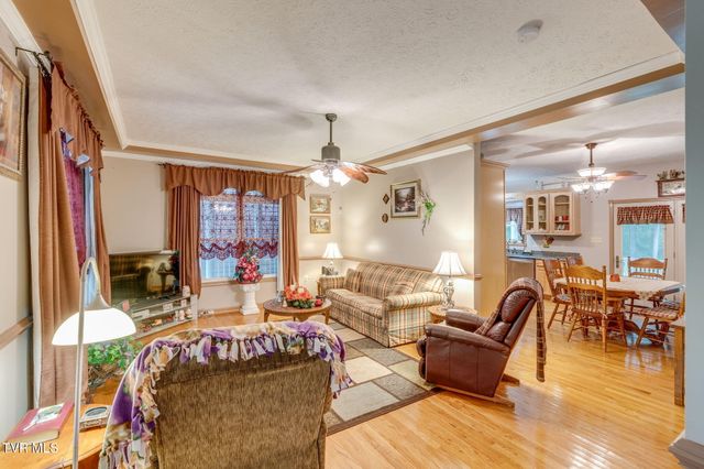 149 Plazz Avenue, Johnson City, TN 37601