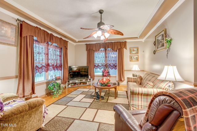 149 Plazz Avenue, Johnson City, TN 37601