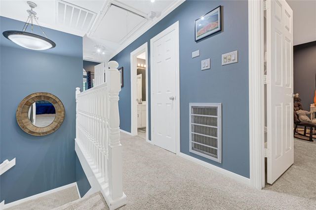 1211 Ridgewood Place, Houston, TX 77055