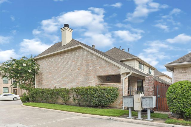 1211 Ridgewood Place, Houston, TX 77055