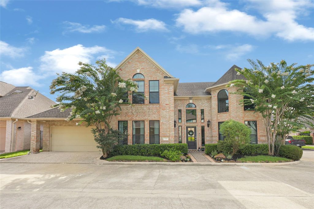 1211 Ridgewood Place, Houston, TX 77055