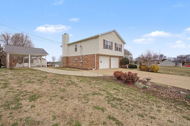 397 Canaan Rd, Columbia, TN 38401