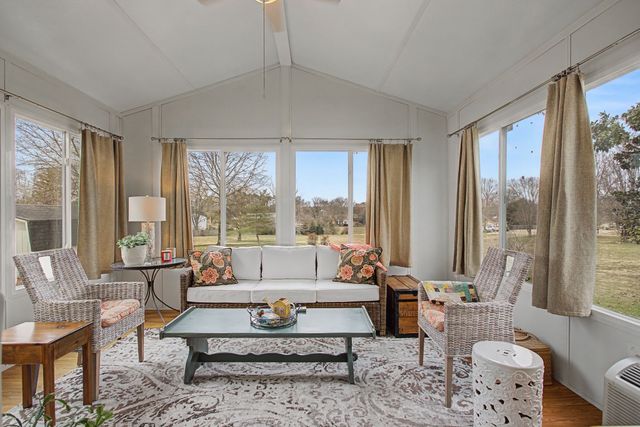 397 Canaan Rd, Columbia, TN 38401