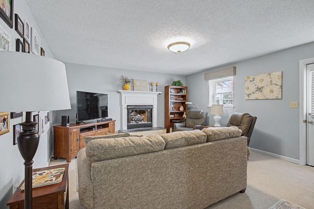 397 Canaan Rd, Columbia, TN 38401