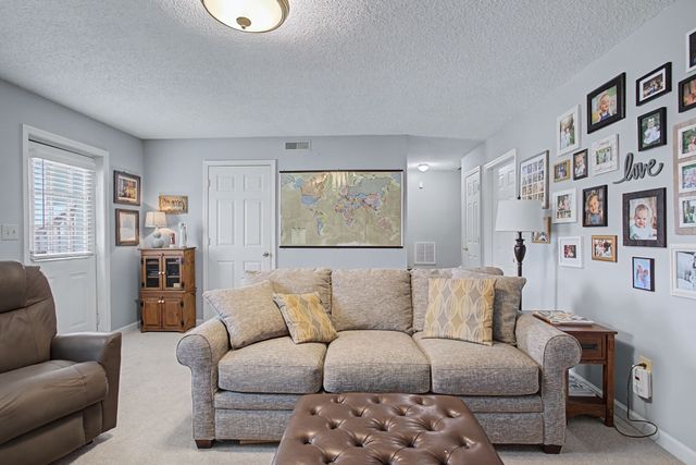 397 Canaan Rd, Columbia, TN 38401