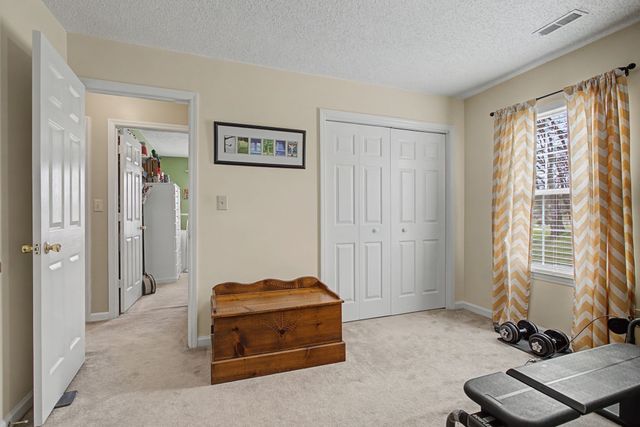 397 Canaan Rd, Columbia, TN 38401