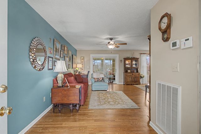 397 Canaan Rd, Columbia, TN 38401