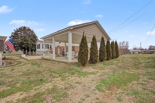397 Canaan Rd, Columbia, TN 38401