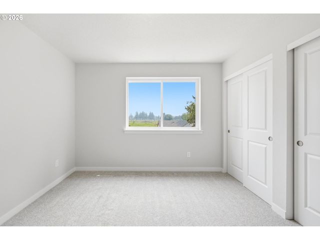 1228 Se 151 St Ave, Portland, OR 97233
