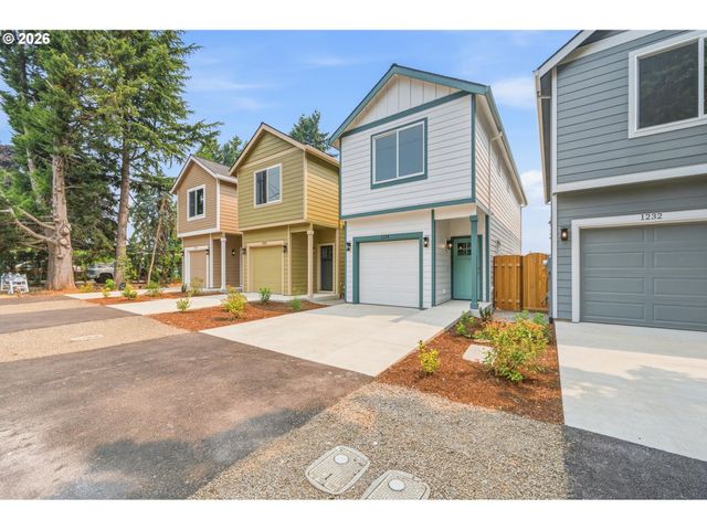 1228 Se 151 St Ave, Portland, OR 97233