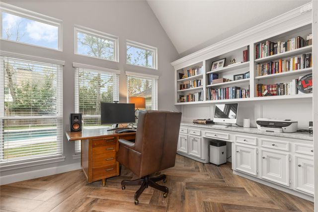 5827 Mountain View Drive, Houston, TX 77345